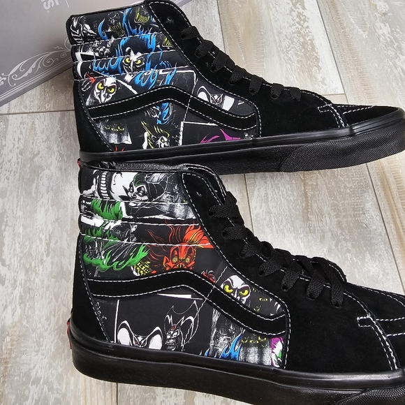 Vans X Disney 100 SK8-Hi Villains - Picture 7 of 14